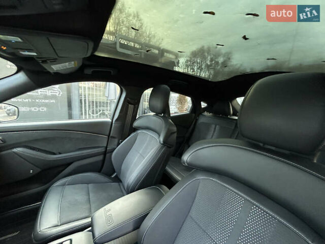 Черный Форд Mustang Mach-E, объемом двигателя 0 л и пробегом 15 тыс. км за 37000 $, фото 20 на Automoto.ua