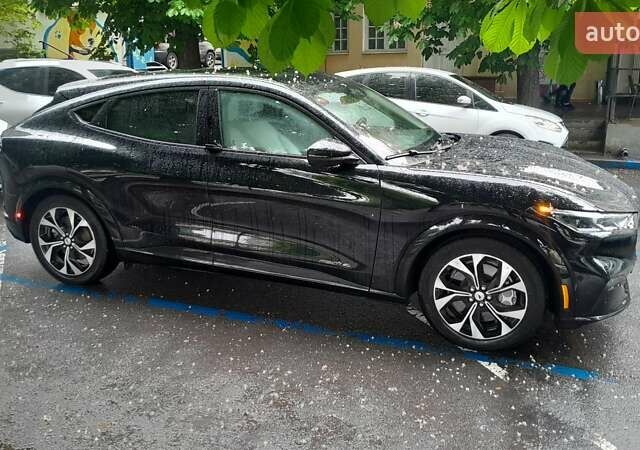 Чорний Форд Mustang Mach-E, об'ємом двигуна 0 л та пробігом 27 тис. км за 26900 $, фото 10 на Automoto.ua
