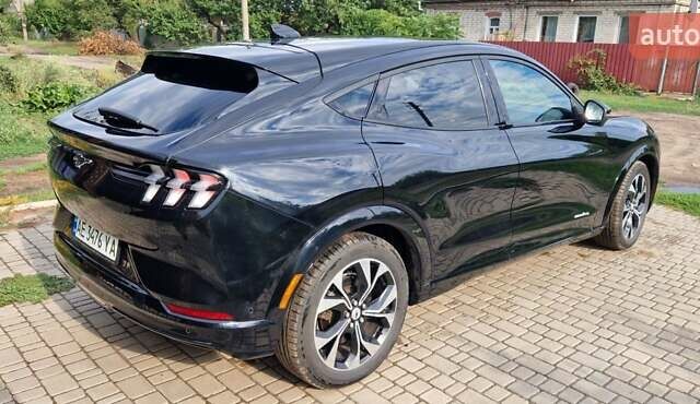 Черный Форд Mustang Mach-E, объемом двигателя 0 л и пробегом 13 тыс. км за 26500 $, фото 6 на Automoto.ua