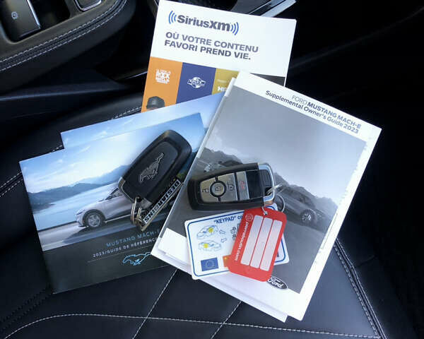 Чорний Форд Mustang Mach-E, об'ємом двигуна 0 л та пробігом 14 тис. км за 24000 $, фото 90 на Automoto.ua