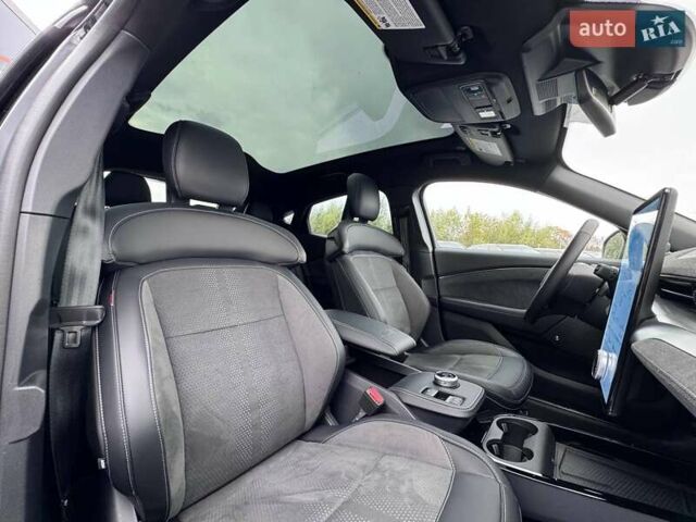 Форд Mustang Mach-E 2023 в Ровно на Automoto.ua Черный Форд Mustang Mach-E, объемом двигателя 0 л и пробегом 11 тыс. км за 36000 $, фото 56 на Automoto.ua