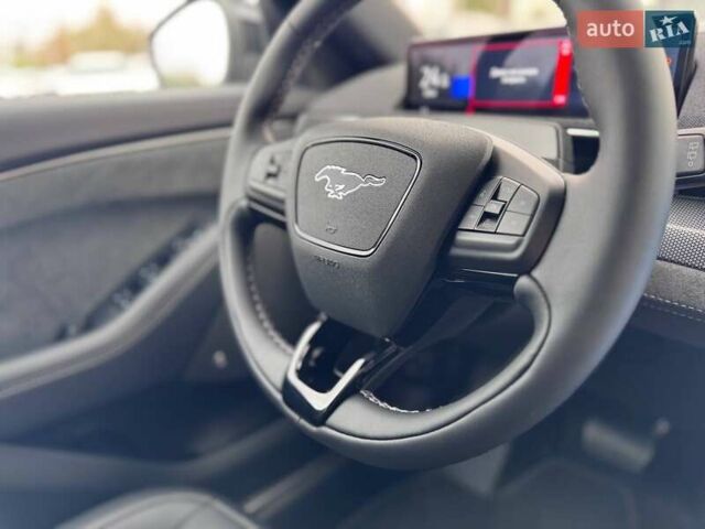 Форд Mustang Mach-E 2023 в Ровно на Automoto.ua Черный Форд Mustang Mach-E, объемом двигателя 0 л и пробегом 11 тыс. км за 36000 $, фото 51 на Automoto.ua