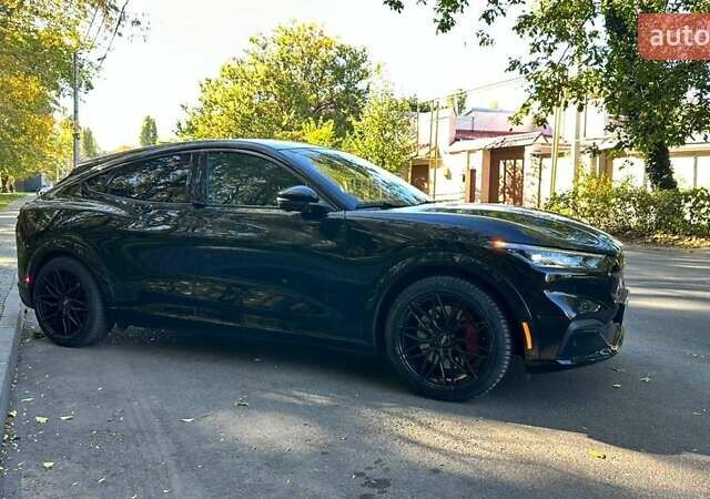 Чорний Форд Mustang Mach-E, об'ємом двигуна 0 л та пробігом 50 тис. км за 28000 $, фото 3 на Automoto.ua