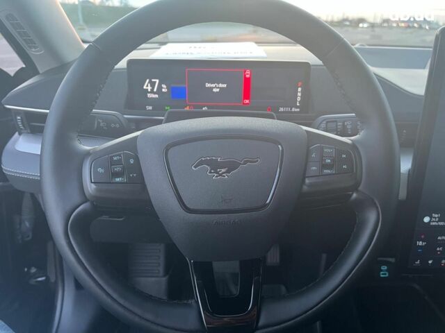 Черный Форд Mustang Mach-E, объемом двигателя 0 л и пробегом 26 тыс. км за 27590 $, фото 25 на Automoto.ua