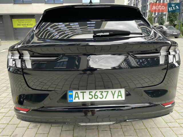 Черный Форд Mustang Mach-E, объемом двигателя 0 л и пробегом 17 тыс. км за 29999 $, фото 10 на Automoto.ua