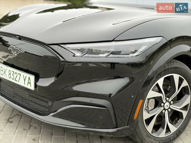 Черный Форд Mustang Mach-E, объемом двигателя 0 л и пробегом 10 тыс. км за 26999 $, фото 14 на Automoto.ua