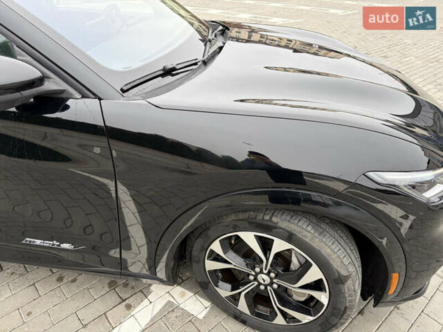 Черный Форд Mustang Mach-E, объемом двигателя 0 л и пробегом 10 тыс. км за 26999 $, фото 17 на Automoto.ua