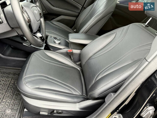 Чорний Форд Mustang Mach-E, об'ємом двигуна 0 л та пробігом 21 тис. км за 29500 $, фото 14 на Automoto.ua