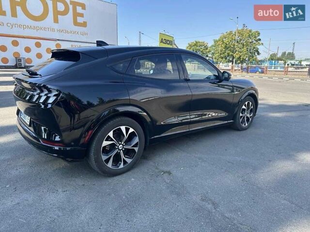 Чорний Форд Mustang Mach-E, об'ємом двигуна 0 л та пробігом 21 тис. км за 29800 $, фото 3 на Automoto.ua