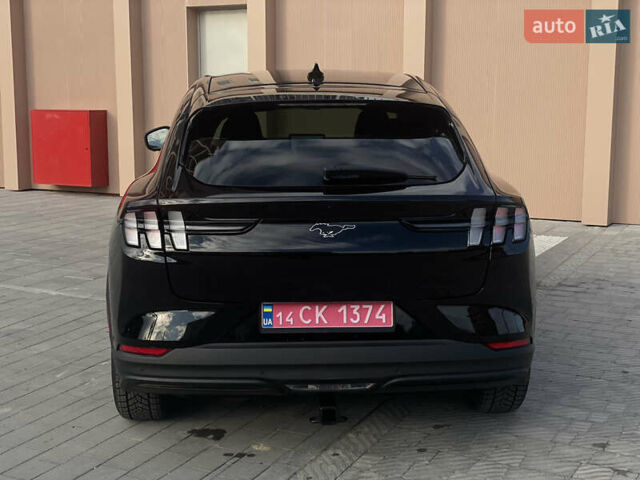 Чорний Форд Mustang Mach-E, об'ємом двигуна 0 л та пробігом 14 тис. км за 24000 $, фото 4 на Automoto.ua