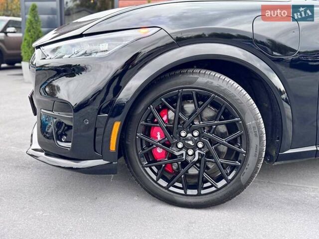 Форд Mustang Mach-E 2023 в Ровно на Automoto.ua Черный Форд Mustang Mach-E, объемом двигателя 0 л и пробегом 11 тыс. км за 36000 $, фото 8 на Automoto.ua