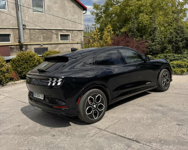 Черный Форд Mustang Mach-E, объемом двигателя 0 л и пробегом 25 тыс. км за 36000 $, фото 1 на Automoto.ua