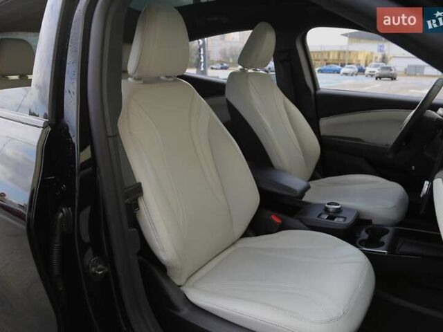 Чорний Форд Mustang Mach-E, об'ємом двигуна 0 л та пробігом 31 тис. км за 31000 $, фото 11 на Automoto.ua