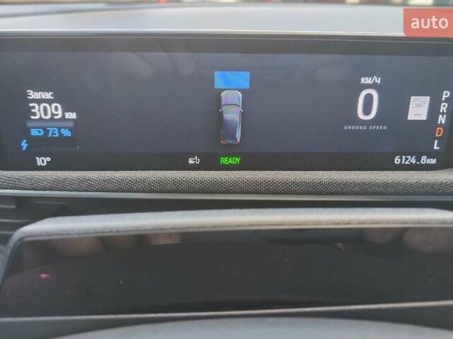 Чорний Форд Mustang Mach-E, об'ємом двигуна 0 л та пробігом 6 тис. км за 32500 $, фото 6 на Automoto.ua