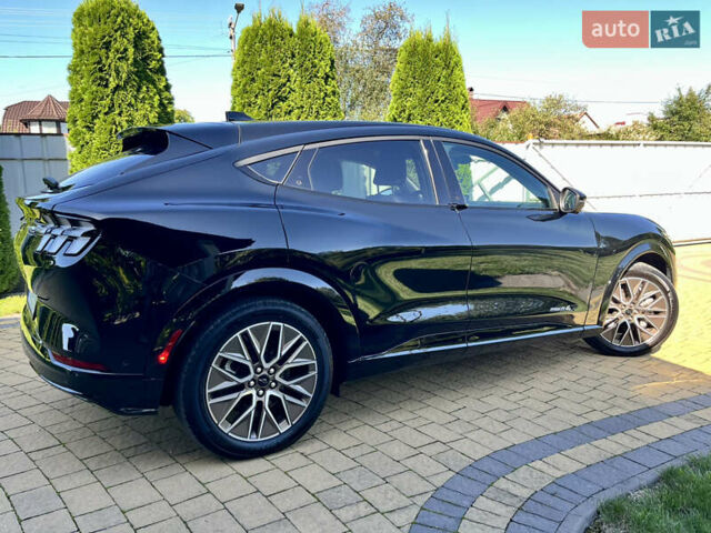 Черный Форд Mustang Mach-E, объемом двигателя 0 л и пробегом 24 тыс. км за 29900 $, фото 28 на Automoto.ua