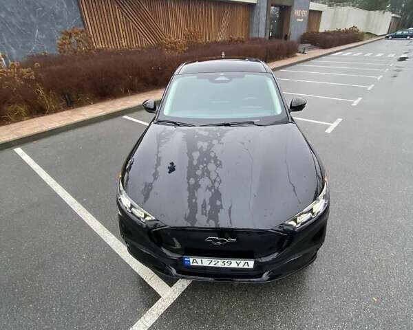 Черный Форд Mustang Mach-E, объемом двигателя 0 л и пробегом 22 тыс. км за 26999 $, фото 11 на Automoto.ua