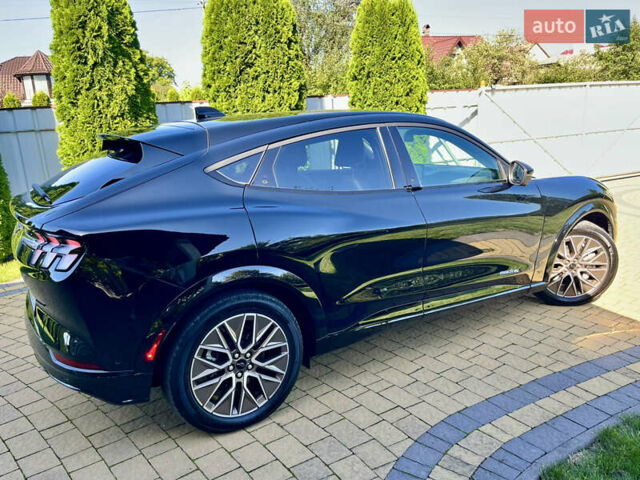 Черный Форд Mustang Mach-E, объемом двигателя 0 л и пробегом 24 тыс. км за 29900 $, фото 26 на Automoto.ua