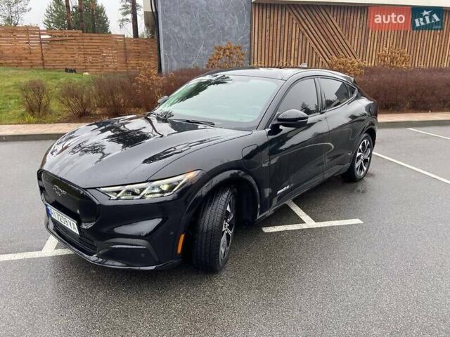 Черный Форд Mustang Mach-E, объемом двигателя 0 л и пробегом 22 тыс. км за 26999 $, фото 1 на Automoto.ua