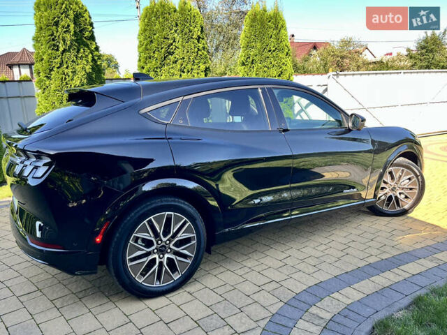 Черный Форд Mustang Mach-E, объемом двигателя 0 л и пробегом 24 тыс. км за 29900 $, фото 27 на Automoto.ua