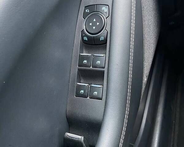 Черный Форд Mustang Mach-E, объемом двигателя 0 л и пробегом 22 тыс. км за 26999 $, фото 14 на Automoto.ua