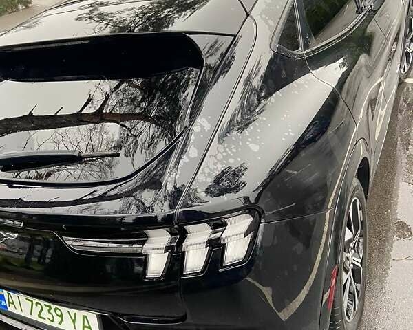 Черный Форд Mustang Mach-E, объемом двигателя 0 л и пробегом 22 тыс. км за 26999 $, фото 7 на Automoto.ua