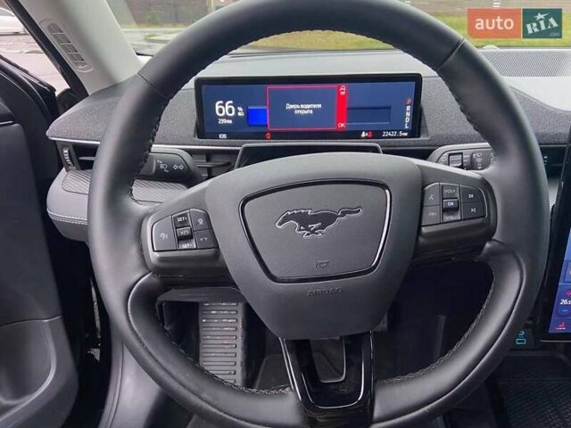 Черный Форд Mustang Mach-E, объемом двигателя 0 л и пробегом 22 тыс. км за 26999 $, фото 17 на Automoto.ua