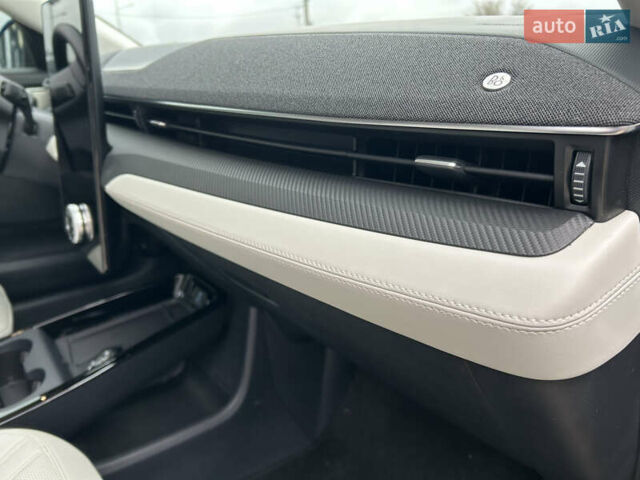 Чорний Форд Mustang Mach-E, об'ємом двигуна 0 л та пробігом 4 тис. км за 28800 $, фото 16 на Automoto.ua