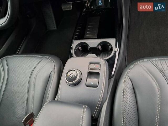 Красный Форд Mustang Mach-E, объемом двигателя 0 л и пробегом 145 тыс. км за 20900 $, фото 17 на Automoto.ua