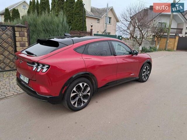 Красный Форд Mustang Mach-E, объемом двигателя 0 л и пробегом 145 тыс. км за 20900 $, фото 6 на Automoto.ua