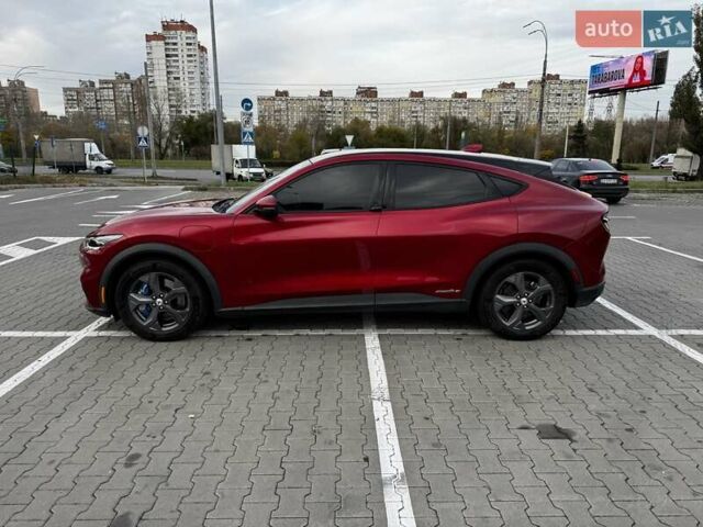 Форд Mustang Mach-E 2021 у Києві на Automoto.ua Червоний Форд Mustang Mach-E, об'ємом двигуна 0 л та пробігом 73 тис. км за 25500 $, фото 6 на Automoto.ua