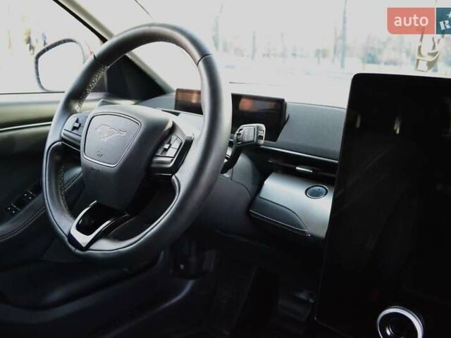 Красный Форд Mustang Mach-E, объемом двигателя 0 л и пробегом 62 тыс. км за 27500 $, фото 49 на Automoto.ua