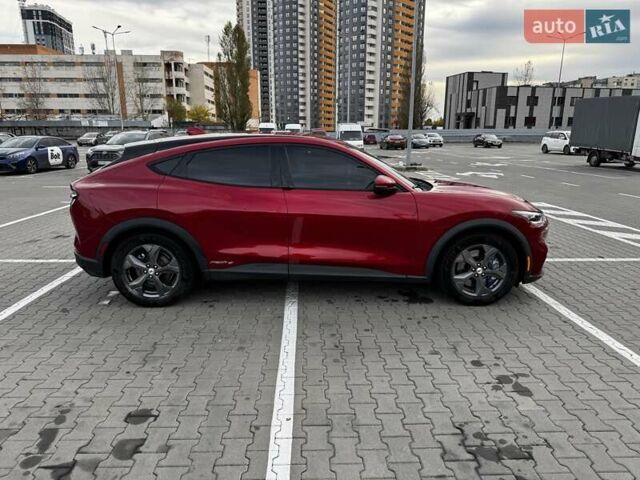 Форд Mustang Mach-E 2021 у Києві на Automoto.ua Червоний Форд Mustang Mach-E, об'ємом двигуна 0 л та пробігом 73 тис. км за 25500 $, фото 8 на Automoto.ua