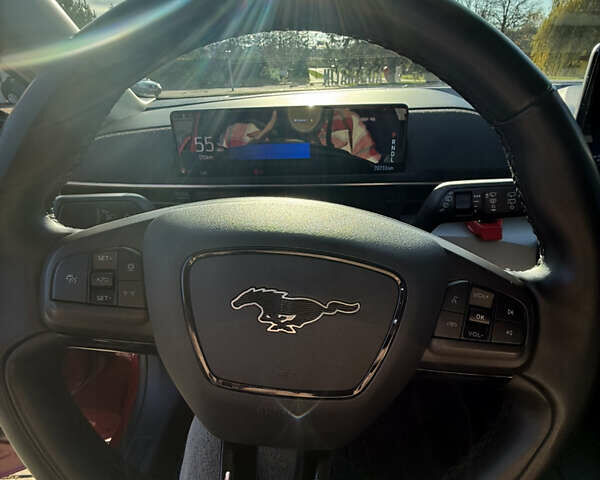 Червоний Форд Mustang Mach-E, об'ємом двигуна 0 л та пробігом 71 тис. км за 25000 $, фото 9 на Automoto.ua