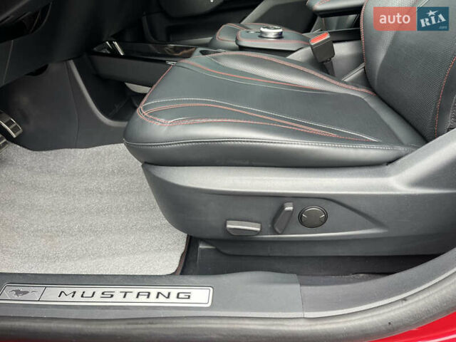 Красный Форд Mustang Mach-E, объемом двигателя 0 л и пробегом 78 тыс. км за 27999 $, фото 18 на Automoto.ua