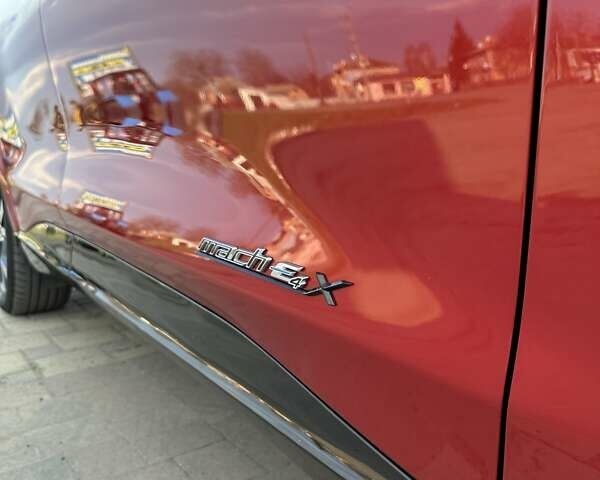 Красный Форд Mustang Mach-E, объемом двигателя 0 л и пробегом 41 тыс. км за 31999 $, фото 12 на Automoto.ua
