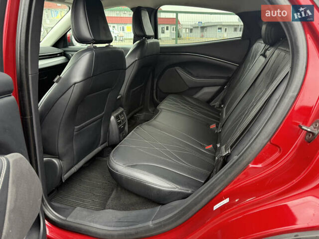 Червоний Форд Mustang Mach-E, об'ємом двигуна 0 л та пробігом 54 тис. км за 25990 $, фото 14 на Automoto.ua