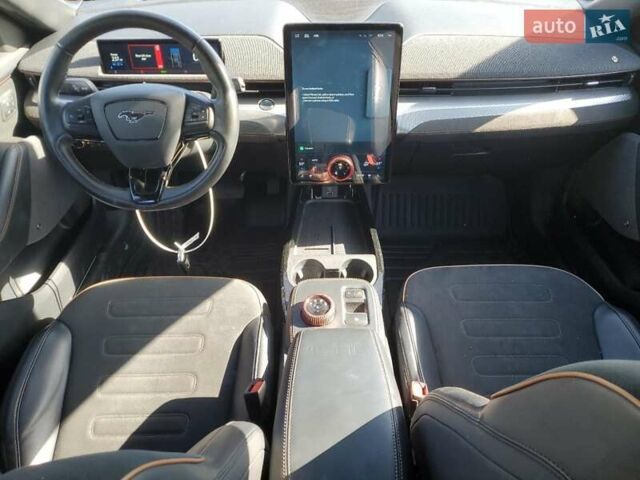 Форд Mustang Mach-E 2021 у Києві на Automoto.ua Червоний Форд Mustang Mach-E, об'ємом двигуна 0 л та пробігом 70 тис. км за 12000 $, фото 7 на Automoto.ua