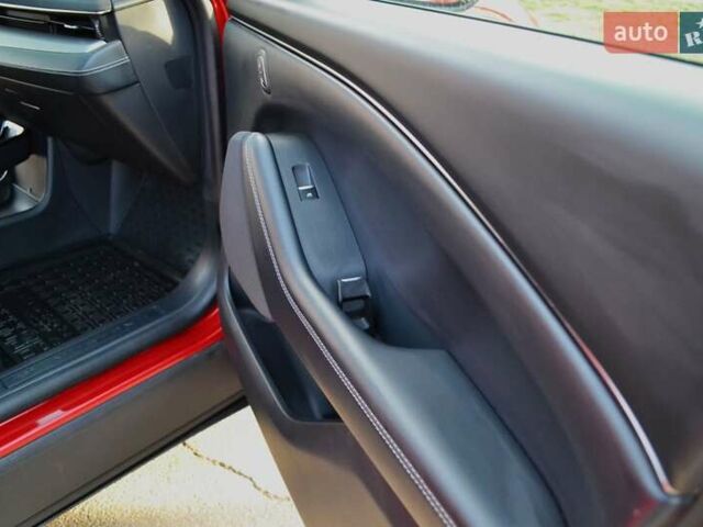 Красный Форд Mustang Mach-E, объемом двигателя 0 л и пробегом 62 тыс. км за 27500 $, фото 30 на Automoto.ua