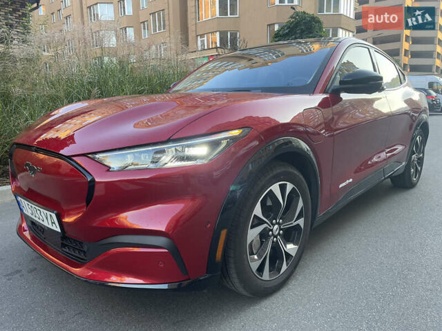 Красный Форд Mustang Mach-E, объемом двигателя 0 л и пробегом 12 тыс. км за 26500 $, фото 7 на Automoto.ua