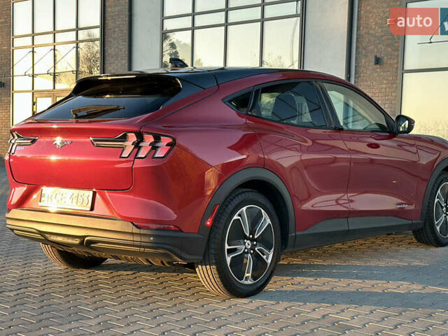 Красный Форд Mustang Mach-E, объемом двигателя 0 л и пробегом 98 тыс. км за 19950 $, фото 14 на Automoto.ua