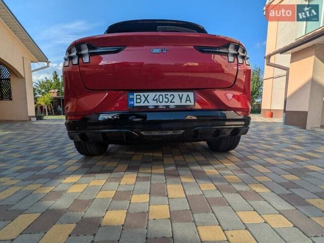 Красный Форд Mustang Mach-E, объемом двигателя 0 л и пробегом 25 тыс. км за 39900 $, фото 7 на Automoto.ua