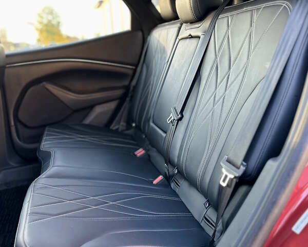 Красный Форд Mustang Mach-E, объемом двигателя 0 л и пробегом 98 тыс. км за 19950 $, фото 51 на Automoto.ua