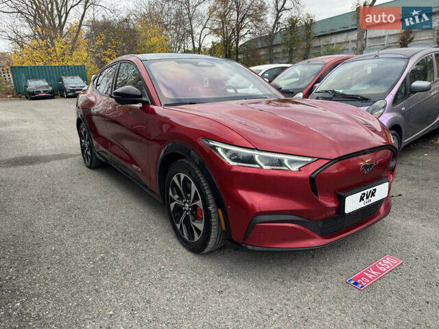 Форд Mustang Mach-E 2021 у Тернополі на Automoto.ua Червоний Форд Mustang Mach-E, об'ємом двигуна 0 л та пробігом 199 тис. км за 25000 $, фото 2 на Automoto.ua