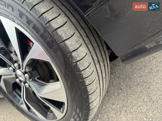 Форд Mustang Mach-E 2021 у Тернополі на Automoto.ua Червоний Форд Mustang Mach-E, об'ємом двигуна 0 л та пробігом 199 тис. км за 25000 $, фото 18 на Automoto.ua