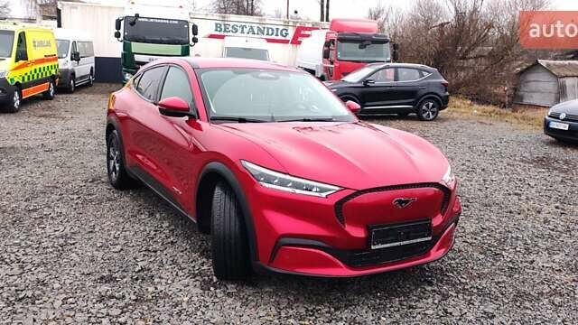 Красный Форд Mustang Mach-E, объемом двигателя 0 л и пробегом 52 тыс. км за 21500 $, фото 1 на Automoto.ua