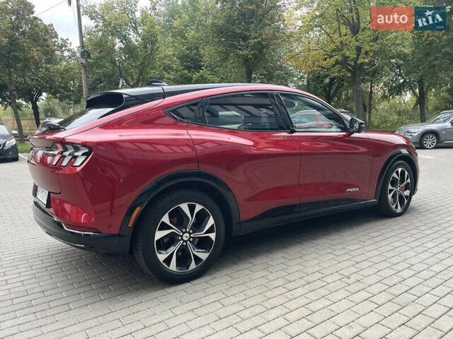 Красный Форд Mustang Mach-E, объемом двигателя 0 л и пробегом 78 тыс. км за 27999 $, фото 7 на Automoto.ua