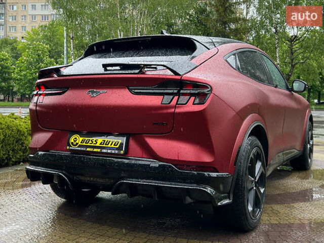 Красный Форд Mustang Mach-E, объемом двигателя 0 л и пробегом 47 тыс. км за 32500 $, фото 6 на Automoto.ua