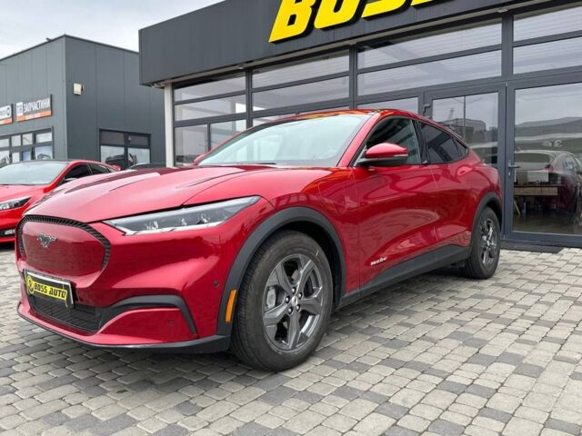 Красный Форд Mustang Mach-E, объемом двигателя 75 л и пробегом 16 тыс. км за 28500 $, фото 6 на Automoto.ua