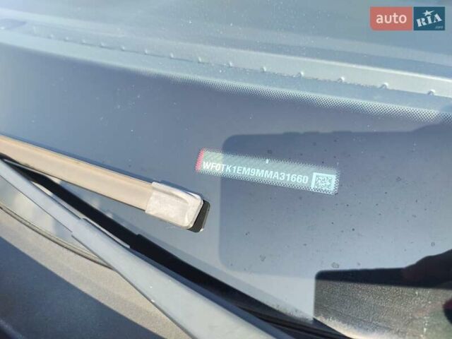 Красный Форд Mustang Mach-E, объемом двигателя 0 л и пробегом 52 тыс. км за 22500 $, фото 4 на Automoto.ua