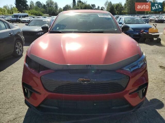 Форд Mustang Mach-E 2021 у Києві на Automoto.ua Червоний Форд Mustang Mach-E, об'ємом двигуна 0 л та пробігом 70 тис. км за 12000 $, фото 5 на Automoto.ua